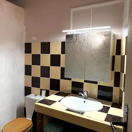 Charming For 4 People Сasa de vacaciones *