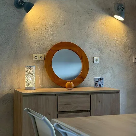 بيت للعطل Charming For 4 People Les Tavernes