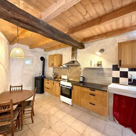Сasa de vacaciones Charming For 4 People