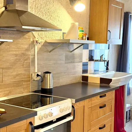 Charming For 4 People Ribaute-les-Tavernes